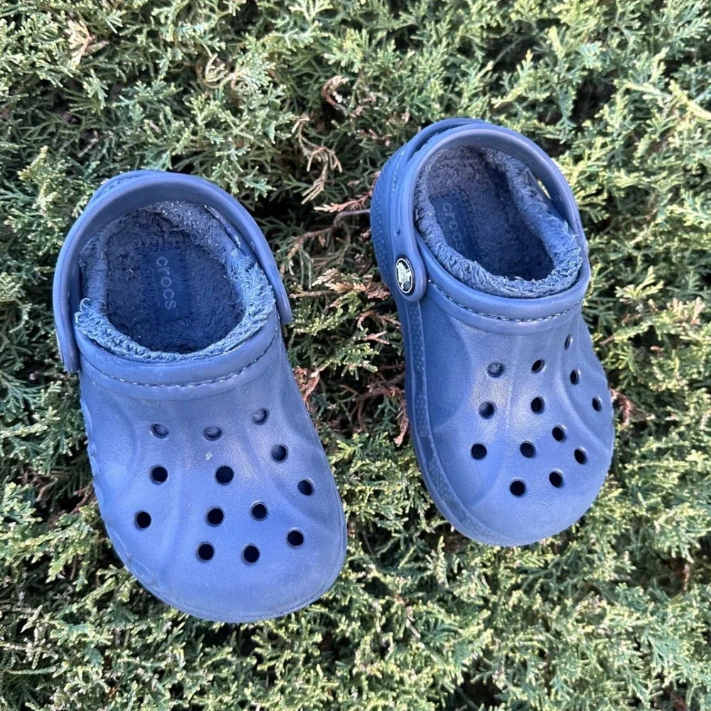 Crocs Kids Baya Lined Fuzzy Clogs‎ Toddler Boy Size 8 Blue Sandals
